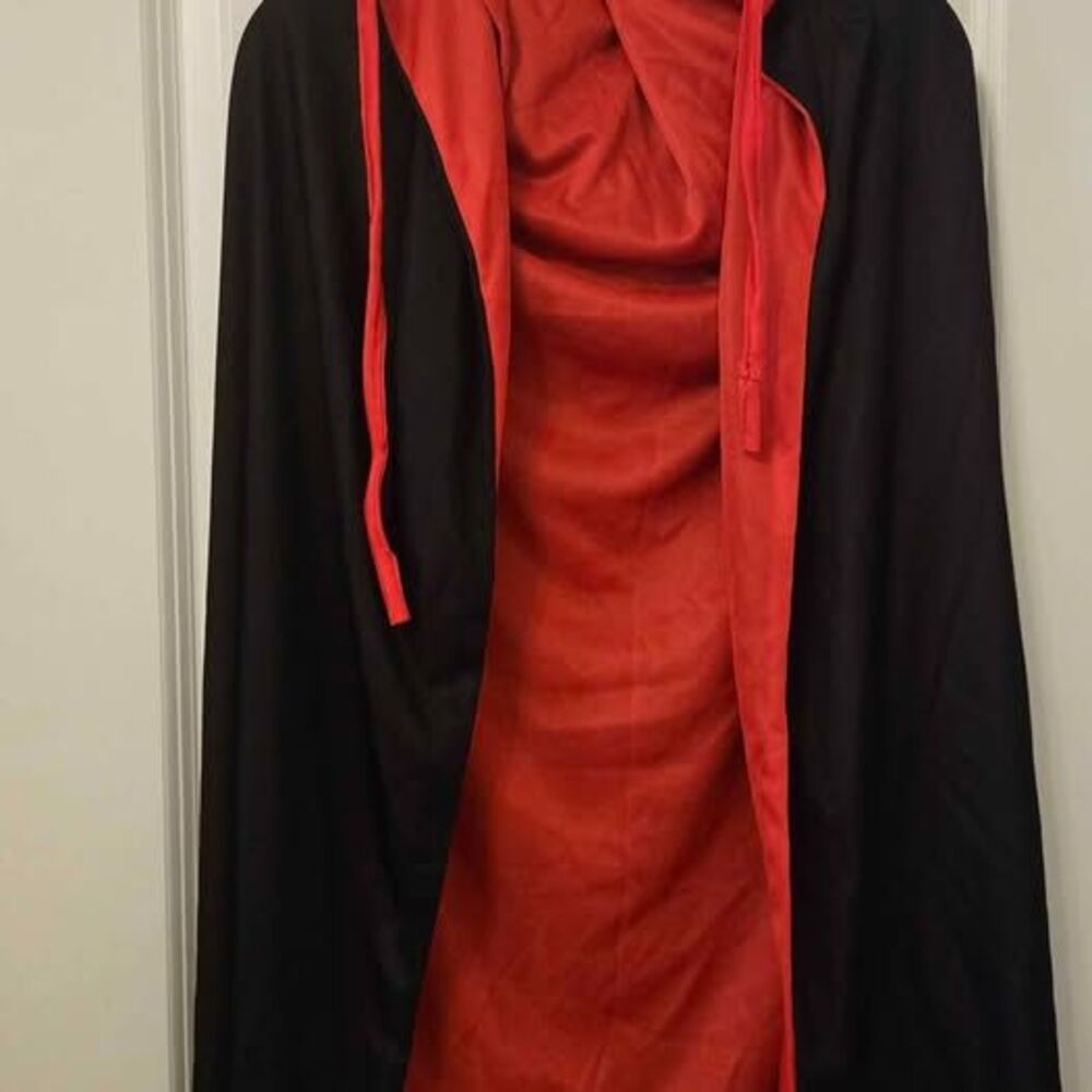 Kids Vampire / Magician Costume Set